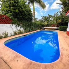 Alojamiento para 6 con alberca compartida