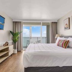 Porcida Dreams by StayMareni - Beachfront Suite