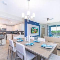 3150-208OH STOREY LAKE, CONDO 3/2 POOL VIEW