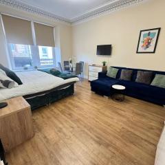 Apartment 2- 216 High Street