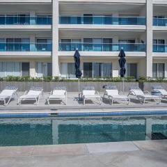 Splash in The New Lazy River/Stay in Modern Luxury Encantame Viento 303