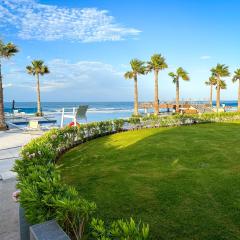 Stunning 2 bedroom Corner Beach Front Condominium Encantame C-1105