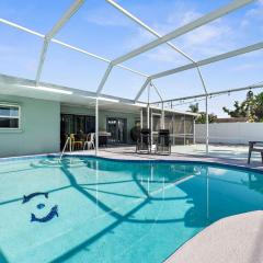 Fresh 5Bedroom with Heated Pool Mins to Siesta Beach