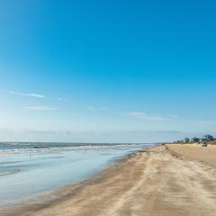 Escape Steps to Beach Large Deck Dog Haven