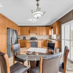 Luxury Mansion by Toronto and YYZ with Large Backyard Weddings