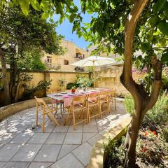 Villa Josette with Pool Table and Garden by Haven and Keys Malta