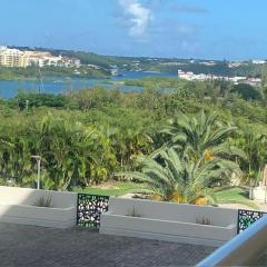 Luxury Maho Escape- with Pool and Gym, Lagoon view, walk to Maho Beach and Mullet Bay, walk to dinning