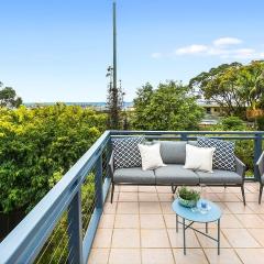 Bondi Beach Views Spacious 4BR Bondi Home