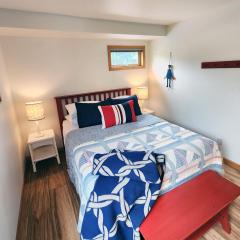 Walk to Everything! Hot Tub! Shorepine Haven