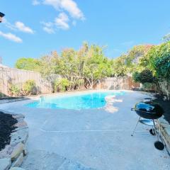 Modern & Cozy house with pool