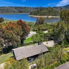 Lake Hodges View, Large Deck, Minutes to Legoland