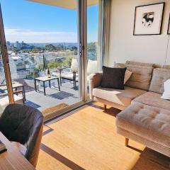 Sweeping Harbour & Ocean Views Over Sydney's East