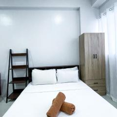 Quiet Modern Studio for Work and Rest