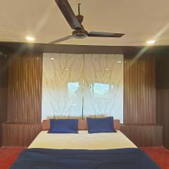 Kings Court Village Resort