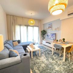 Privado 2BR Lakeview with Garden