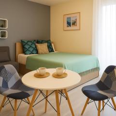 Bright and Cozy Studio 2 Min Walk from Beach and Promenade des Anglais
