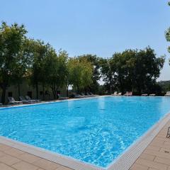 Residenza Le Paolette con piscina
