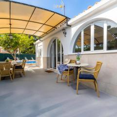 Villa Casa Blanca By home villas 360