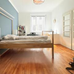 Bright & Spacious Family Apartment