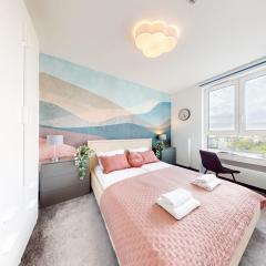 Velvet Sky Apartment AC Balcony Parking