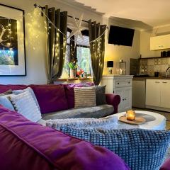 Mała Cegielnia - balia z bąbelkami i sauna na wyłączność w leśnym klimacie