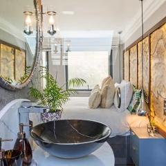 Luxury studio apartment