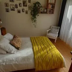 espace privé, balcon vue montagnes pour 1 à 4 personnes
