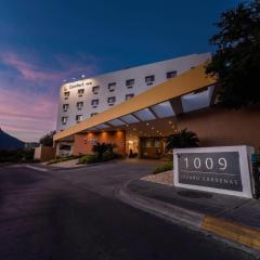 Comfort Inn Monterrey Valle