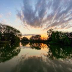 The Nugget Guest Lodge