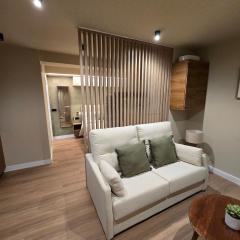 Lhome Sevilla Triana