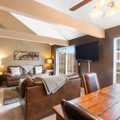 Branson Getaway - Condo for 6 in Epic Location