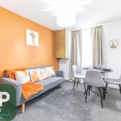 Gated Parking l Central 2bd flat