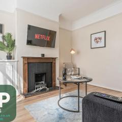 Stylish & Central - Bed House - Parking & Garden