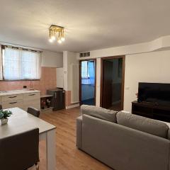 De Homes - Grazioso Appartamento vicino Assago e Milano