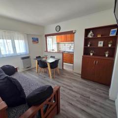 Depto de 2 ambientes zona Guemes