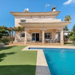 Chalet con Piscina Privada