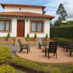 Cabaña familiar con 3 dormitorios y baños privados