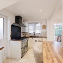 Your Home Away From Home - Near York City Centre