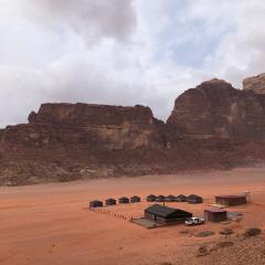 Star Walk Camp & Tours