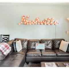 Cozy Duplex, 4 Beds, Near Downtown