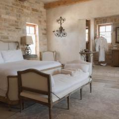 Sunstone Villa the Avignon Suite