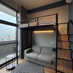 Ap com piscina e sala de massagem - Próx Av Paulista