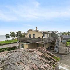 Beautifull 2-Room Apartment With Sea View