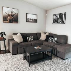 Private Hot Tub Near Dfw, Relaxing Texas Retreat