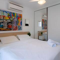 Casa 3 suites Beira-Mar Piscina Academia 8 pessoas