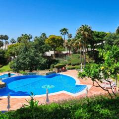 Fabulous apartment in Elviria Hills