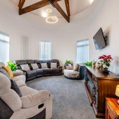 Sea View Penthouse - Regency Mansion