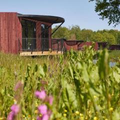 Cozy Bungalow with Pool
