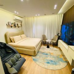 Najd Studio Al Aqeeq District Recliner Chair IPTV for free