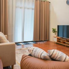 309 Townhome Near Old Town